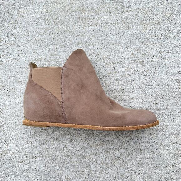 Stuart Weitzman Hidden Wedge Booties - Picture 2 of 7